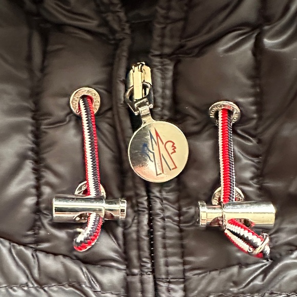 Moncler Black Puffer Jacket - Picture 9 of 9